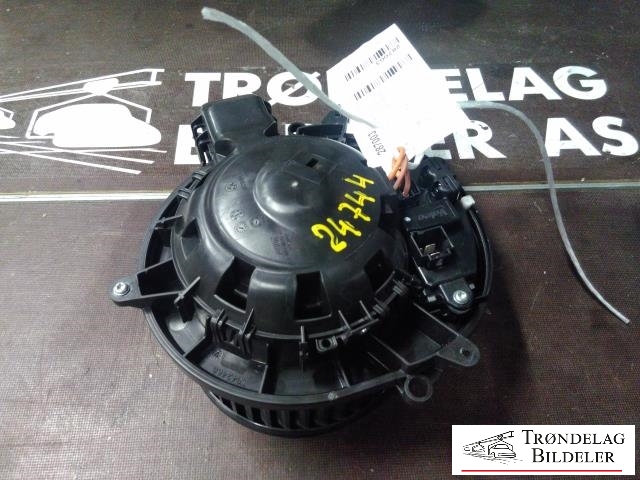 Varmeapparat motor til BMW 3-Serie, 2012-2018 (F30/F31/F34) (F30/F31/F34) (VALEO|T958225)