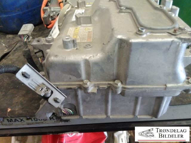 Inverter hybrid til Mitsubishi Outlander 2012-2015 (Type III, Fase 1)  (9410A064|CZ1313011724|MA21065885008008)