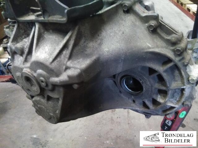 Girkasse manuell 6-trinn til Toyota Avensis 2003-2008 (Type II)  (30300-2D151|)