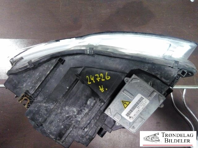 Frontlykt høyre xenon til Audi A4 2004-2008 (Type III) (B7) (B7) (AL|8E0 941 030 AS|)