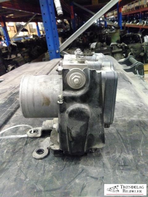 ABS sentral til Mercedes Sprinter 2013-2018 (Fase 2) (906) (906) (BOSCH|0265956032|A9069002503|0265254671)