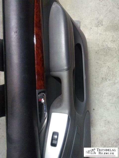 Dør høyre foran til Toyota Land Cruiser 120 2002-2009  (6700160540|)