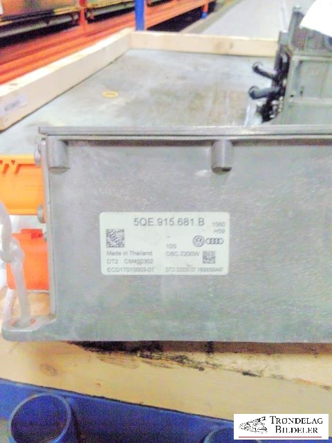 Batterilader (OBC - On Board Charger) til VW e-Golf 2017-2020 (Fase 2)  (5QE915681B|)