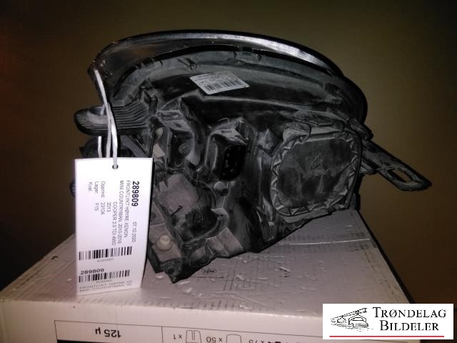 Frontlykt høyre xenon til Mini Countryman 2010-2016 (R60) (R60) (MINI|1307023267|63 12 9 807 484|)
