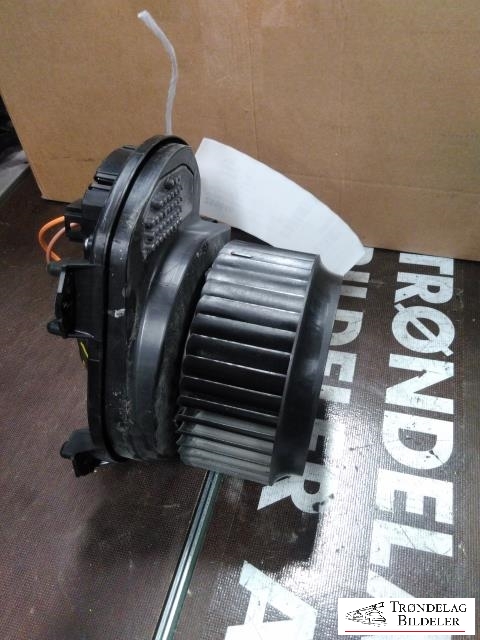 Varmeapparat motor til Mercedes B-Klasse, electric drive 2014-2018 (W242) (W242) (DENSO|A2469061601|)