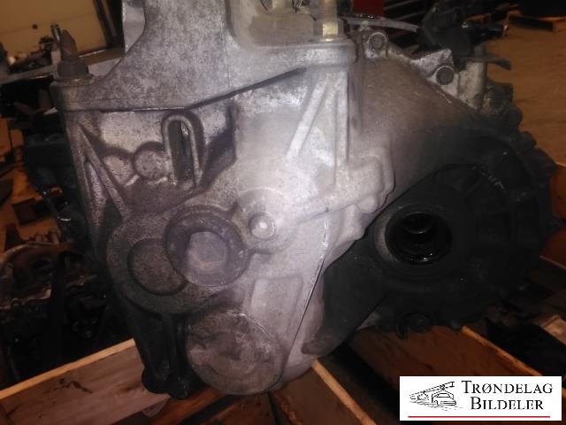 Girkasse manuell til Mitsubishi Grandis 2004-2009  (F6MBA-1-KAJA|2500A177|)