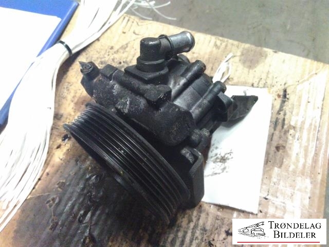 Servo pumpe mekanisk til BMW 5-Serie 2003-2010 (E60/E61) (E60/E61) (3242-7528859-02|)