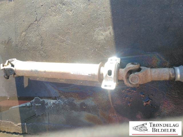 Mellomaksel bakre til Toyota Hilux 2012-2016 (371000K713A|SA1310514548|)
