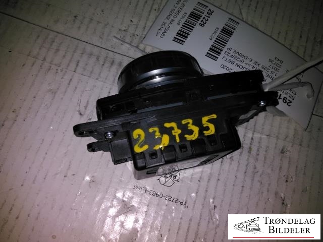 Bilstereo navigasjon betjeningspanel til BMW 2-Serie, Active/Gran Tourer 2014-->> (F45/F46) (F45/F46) (BMW|9866968-02|)