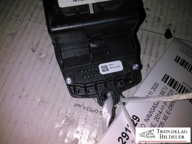Bilstereo navigasjon betjeningspanel til BMW 2-Serie, Active/Gran Tourer 2014-->> (F45/F46) (F45/F46) (BMW|9866968-02|)