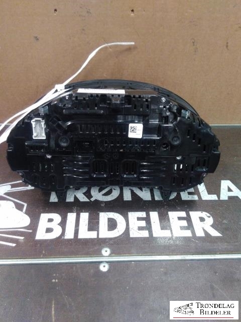 Instrumentpanel til Mercedes X-Klasse 2017-2020  (VDO|A4709006802|ZGS001Q01|A2C875618032139278)