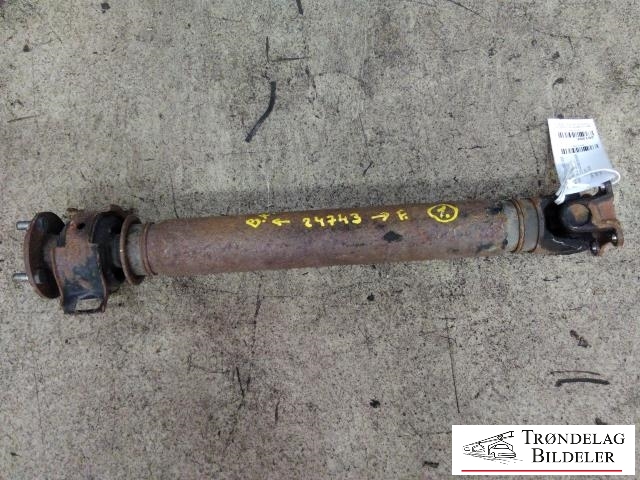 Mellomaksel bakre til Toyota Hilux, 2006-2011  (371000K03000)