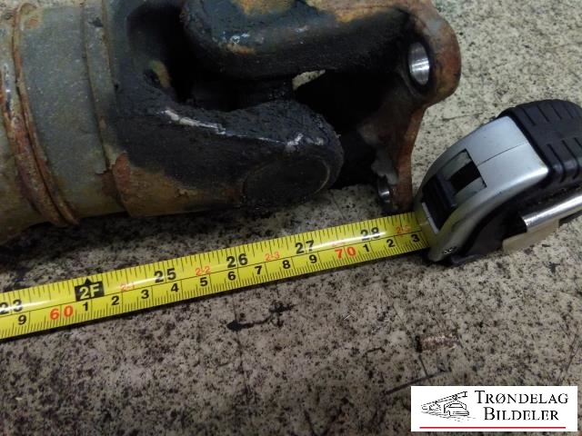 Mellomaksel bakre til Toyota Hilux 2006-2011 (371000K03000|D110704T084645|)