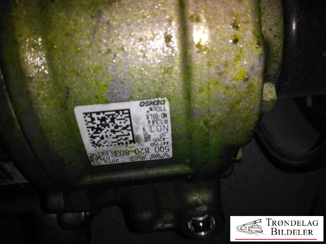 Aircondition kompressor til VW Golf VII 2012-2017 (Fase 1) (DENSO|5Q0820803F|5Q0820803K|890632|5Q0820803D|5Q0820803J|5Q0820803G|1K0820803A|1K0820803B|1K0 820 859 F|1K0 820 859 S|1K0820803L|1K0820803M|5Q0820803M|1K0820803G|1K0820803J|1K0820803K|1K0820803N|1K0820803P|1K0820803Q|1K0820803S|5K0820803|5K0820803A|5K0820803B|5K0820803C|5K0820803D|5K0820803E|5K0820803F|5K0820803G|5K0820803H|5K0820803J|5K0820803K|5N0820803|890633|5N0820803C|1K0 820 808 B|5N0820803H)