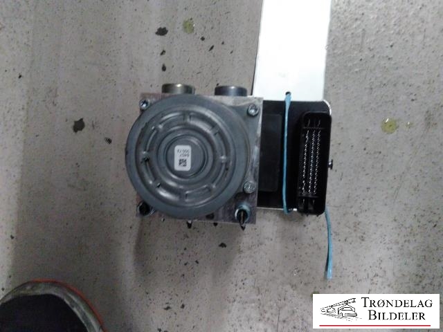 ABS sentral til BMW 2-Serie, Active/Gran Tourer 2014-->> (F45/F46) (F45/F46) (ATE|10.0915-6515.3|10.0625-3885.1|6888070)