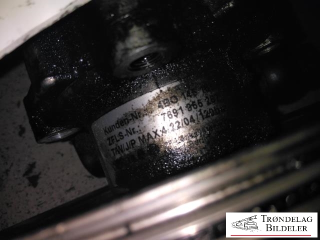 Servo pumpe mekanisk til Audi A6 2001-2004 (Type II, Fase 2) (C5) (C5) (ZF|4B0145155T|)