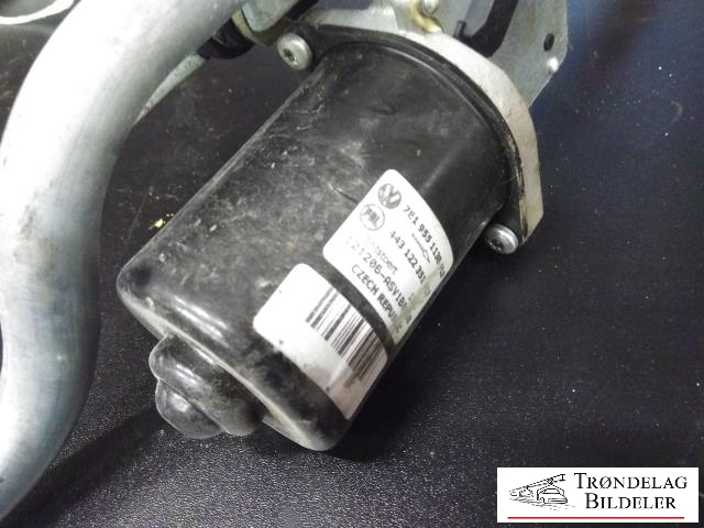 Viskermotor frontrute komplett m/overføring til VW Transporter / Caravelle 2009-2015 (Fase 2) (T5) (T5) (PAL|7E1 955 133 B|)