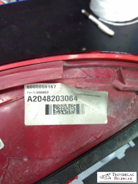 Baklykt høyre til Mercedes C-Klasse 2007-2011 (Fase 1) (W204) (W204) (A 204 820 30 64|A 204 906 86 02|)