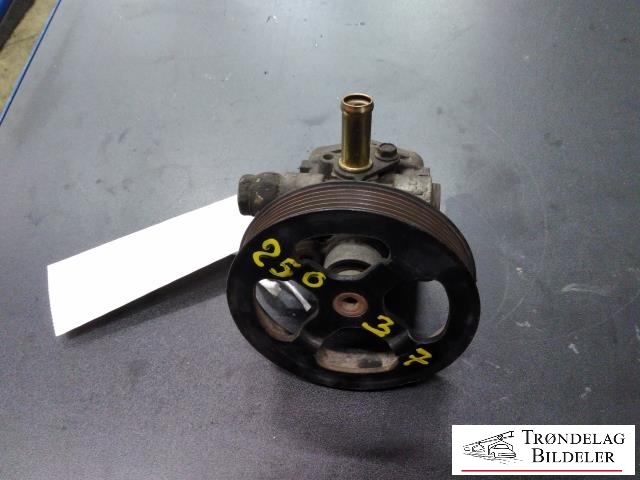 Servo pumpe mekanisk til Mitsubishi Outlander 2003-2006 (Type I)  (MN100472|)