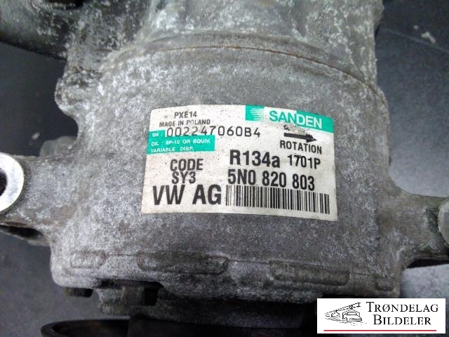 Aircondition kompressor til VW Passat 2005-2010 (B6) (B6) (SANDEN|5Q0820803F|5Q0820803K|890632|5Q0820803D|5Q0820803J|5Q0820803G|1K0820803A|1K0820803B|1K0 820 859 F|1K0 820 859 S|1K0820803L|1K0820803M|5Q0820803M|1K0820803G|1K0820803J|1K0820803K|1K0820803N|1K0820803P|1K0820803Q|1K0820803S|5K0820803|5K0820803A|5K0820803B|5K0820803C|5K0820803D|5K0820803E|5K0820803F|5K0820803G|5K0820803H|5K0820803J|5K0820803K|5N0820803|890633|5N0820803C|1K0 820 808 B|5N0820803H)