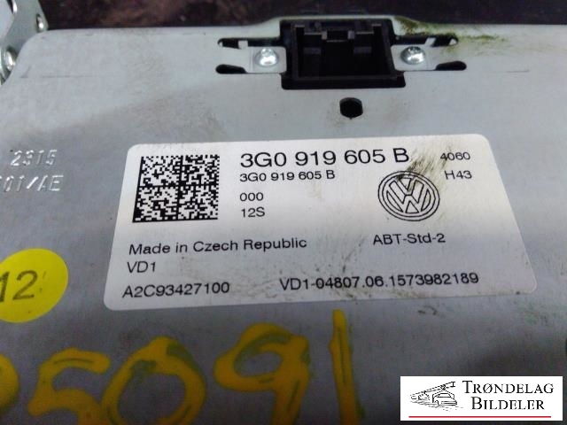 Multimedia display (MCU - Media Controller Unit) til VW Golf VII 2012-2017 (Fase 1)  (VW|3G0 919 605 B|)