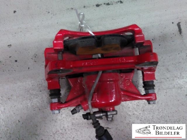Bremsecaliper høyre foran til VW T-Roc 2017-->>  (5G0 615 124 C|5G0 615 126|5Q0 615 126 B)