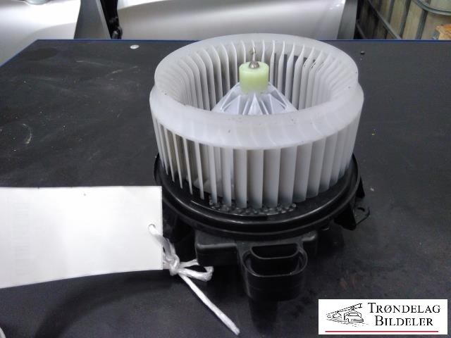 Varmeapparat motor til Toyota RAV4 2009-2013 (Type III, Fase 2)  (DENSO|272700 8103|)