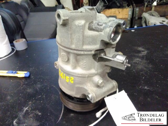 Aircondition kompressor til Škoda Octavia 2009-2013 (Type II, Fase 2) (SANDEN|5Q0820803F|5Q0820803K|890632|5Q0820803D|5Q0820803J|5Q0820803G|1K0820803A|1K0820803B|1K0820803H|1K0820803K|1K0 820 859 S|1K0820803M|5Q0820803M|5Q0 820 803 C|1K0820803J|1K0 820 859 T|1K0820803N|1K0820803P|1K0820803Q|1K0820803S|5K0820803|5K0820803A|5K0820803B|5K0820803C|5K0820803D|5K0820803E|5K0820803F|5K0820803G|5K0820803H|5K0820803J|5K0820803K|5N0820803|5N0820803A/B|5N0820803C|5N0820803D|5N0820803H)