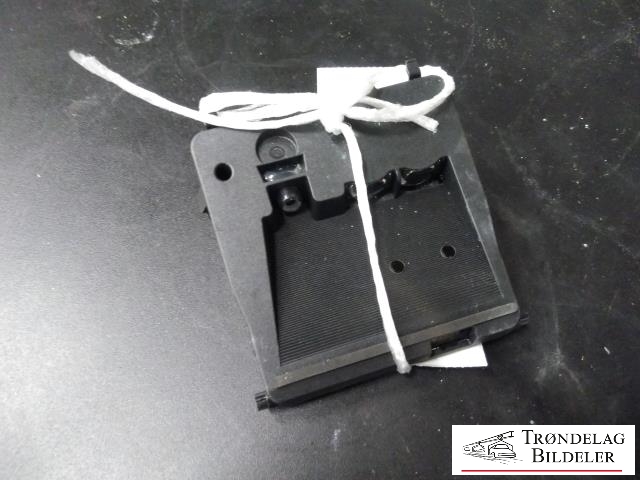 Parkeringskamera foran til Toyota Auris, 2015-2019 (Type II, Fase 2)  (TOYOTA|88181-02060)