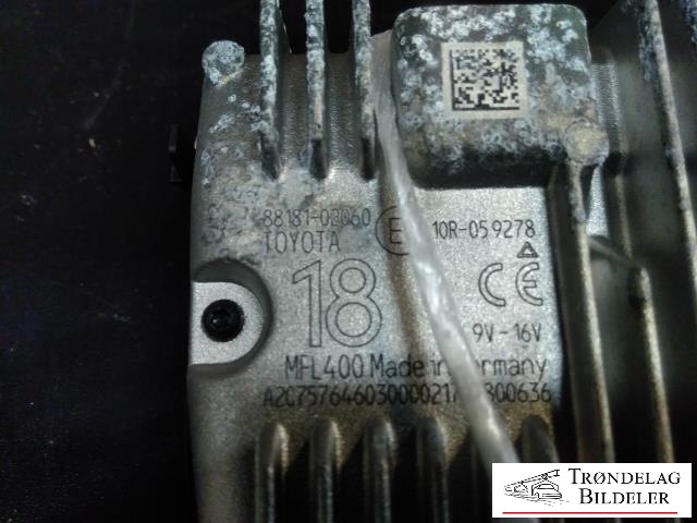 Parkeringskamera foran til Toyota Auris 2015-2019 (Type II, Fase 2)  (TOYOTA|88181-02060|)