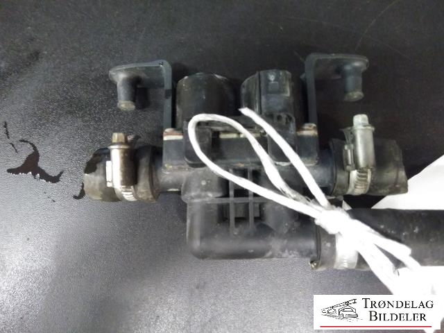 Sirkulasjonspumpe til BMW X5 2007-2013 (E70) (E70) (BOSCH|64.11-6 910 544-04|1 147 412 166|)