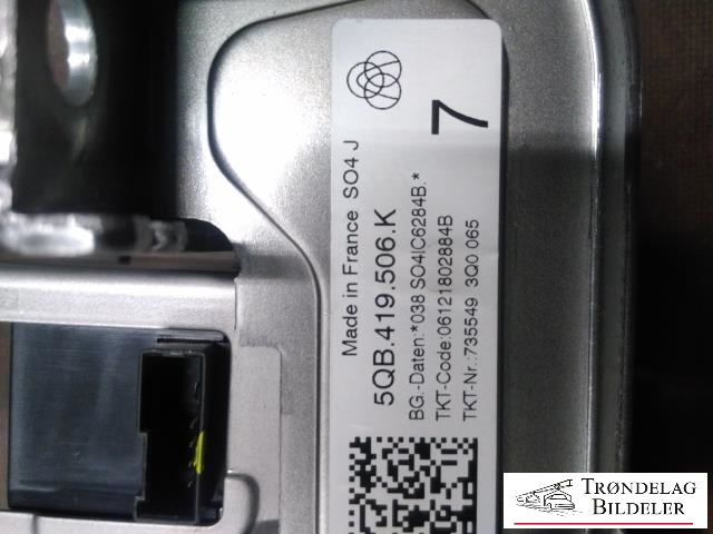 Rattaksel til Škoda Kodiaq 2017-->> (5QB419506K|)