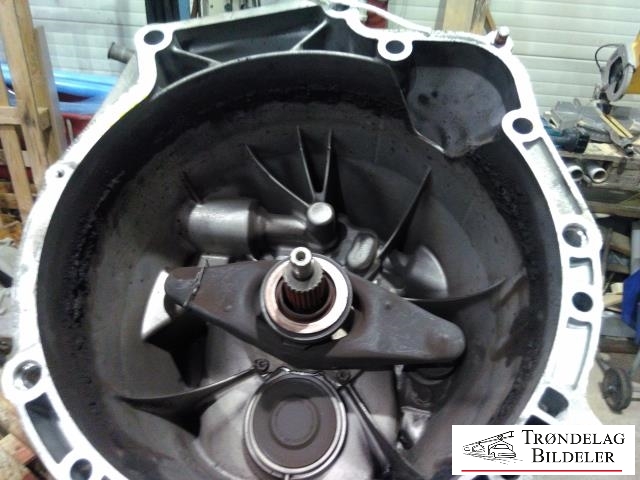 Girkasse manuell 6-trinn til BMW 3-Serie 2005-2011 (E90/E91/E92/E93) (E90/E91/E92/E93) (23 00 7 565 194|GS6-37DZ - TJEM|)