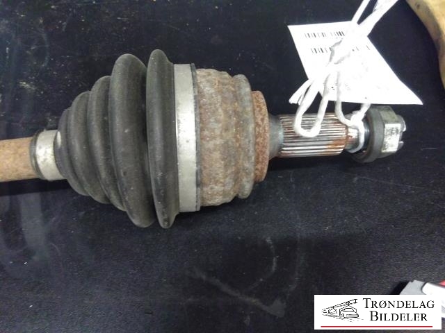 Drivaksel venstre foran, diesel/manuell til Peugeot 308 2013-2021 (Type II) (96 775 614 80|)