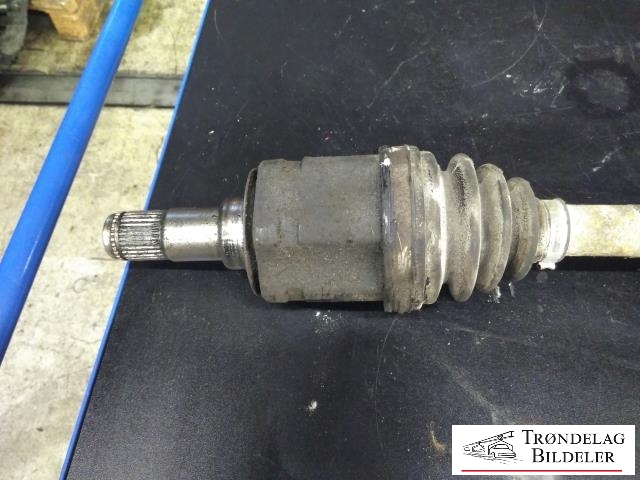 Drivaksel høyre foran, diesel/manuell til Toyota Hilux 2006-2011 (43430-0K030|434300K030|43430-0K020|434300K020|)