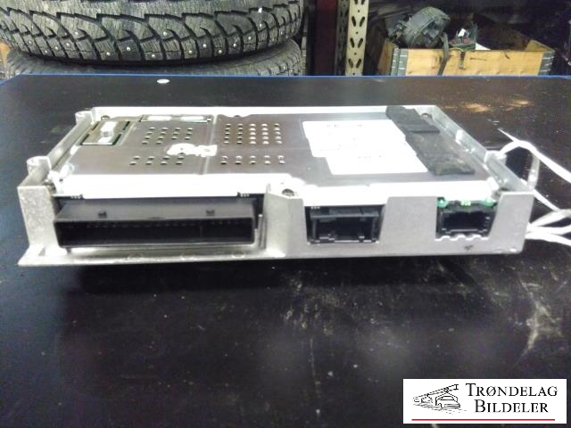Bilstereo forsterker til Audi A8 2003-2010 (Type II)  (BOSE|290160-003|4E0 035 0233|)