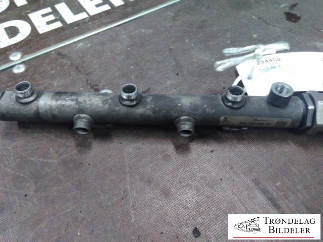 Dyseskinne (fuelrail) til Audi A6, Allroad 2006-2008 (Type II, Fase 1) (C6) (C6) (VW|059 130 090 AF|)
