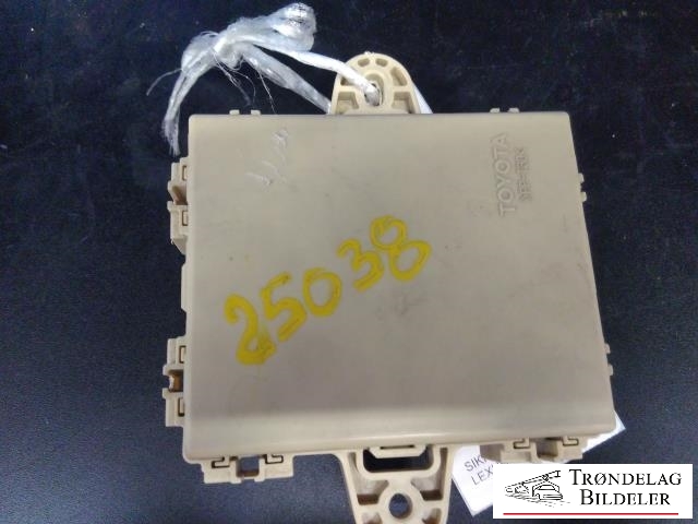 Sikringsboks til Lexus RX 2003-2009 (Type II) (XU30) (XU30)