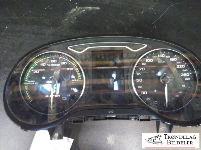 Instrumentpanel til Audi A3, 2012-2016 (Type III, Fase 1)  (8V0 920 872 J)