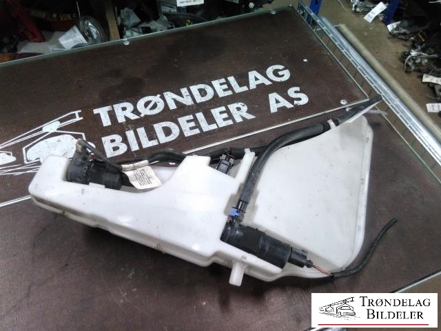Spylertank til Audi A6 2011-2014 (Type IV, Fase 1) (C7) (C7) (4G8 955 453 D|4G8 955 453 F|)