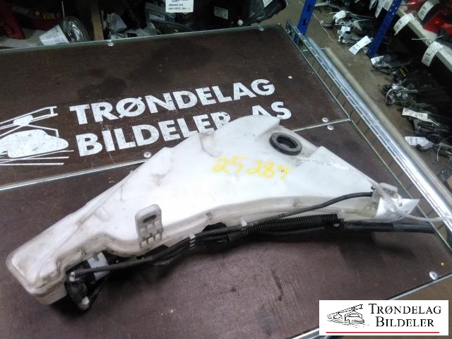 Spylertank til Audi A6 2011-2014 (Type IV, Fase 1) (C7) (C7) (4G8 955 453 D|4G8 955 453 F|)