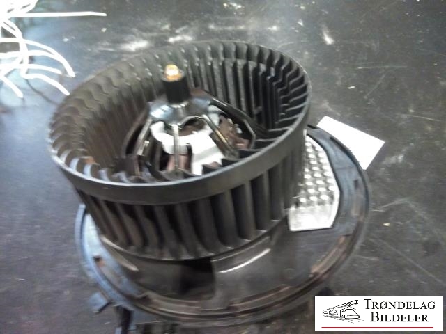 Varmeapparat motor til VW Passat 2015-2019 (Fase 1) (B8) (B8) (DENSO|CZ016060-1201|3Q1 816 021 A|)