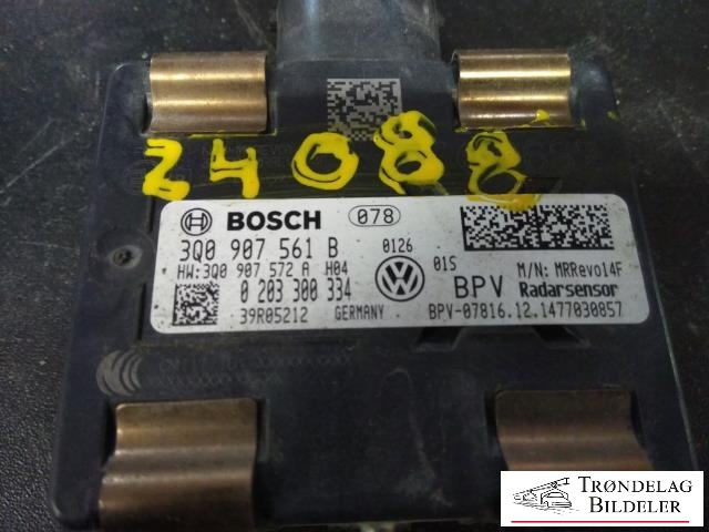 Sensor radar til VW Passat 2015-2019 (Fase 1) (B8) (B8) (BOSCH|3Q0 907 561 B|0 203 300 334|)