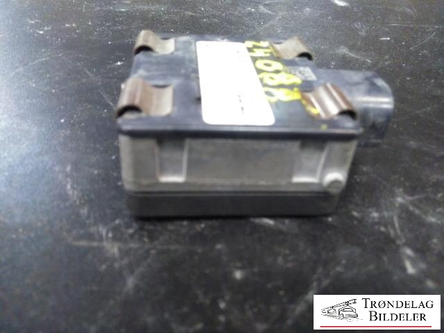 Sensor radar til VW Passat 2015-2019 (Fase 1) (B8) (B8) (BOSCH|3Q0 907 561 B|0 203 300 334|)