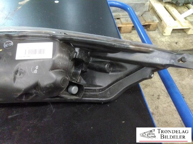 Frontlykt venstre halogen til Nissan Juke 2010-2014 (Fase 1) (26125-3YW0A|261253YW0D|)