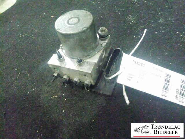 ABS sentral til Nissan Qashqai 2010-2014 (Type I, Fase 2)  (BOSCH|2302100349|0265951528|0022P1588)