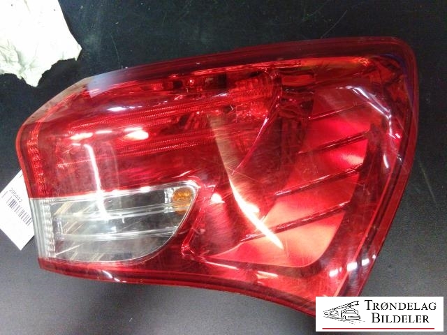 Baklykt høyre ytre til Hyundai Ix20 2010-2017 (HYUNDAI|92402-1K000|)
