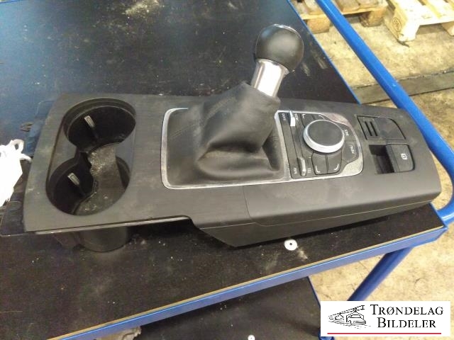 Girstang manuell til Audi A3, 2012-2016 (Type III, Fase 1)  (AUDI|8V0919614P)