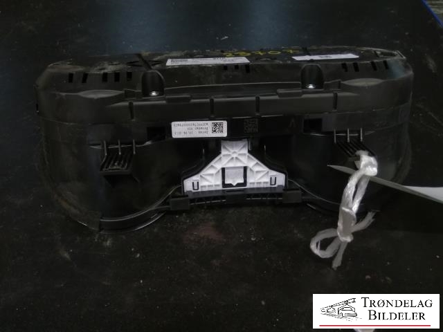 Instrumentpanel til Audi A3 2012-2016 (Type III, Fase 1) (AUDI|8V0 920 871 R|)