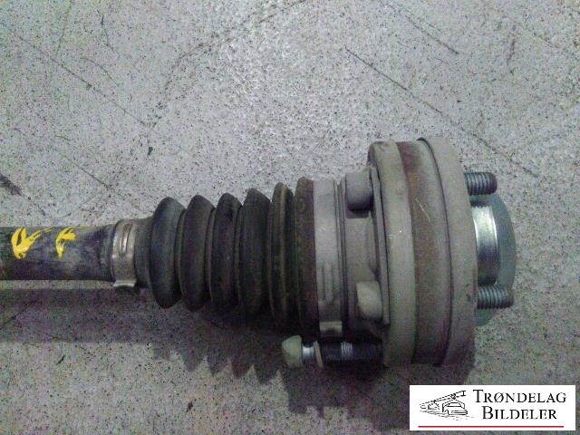 Drivaksel venstre foran, diesel/manuell til VW Golf VI 2008-2012 (1K0407271BJ|1BJJ|)